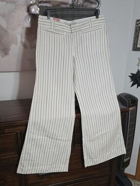 Old Navy Striped Wide-Leg Trousers in White with Black Pinstripes 12
